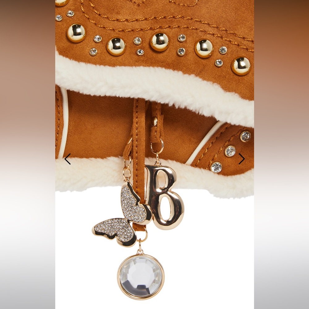 Dolls Kill x Bratz limited edition studded saddle bag - Picture 4 of 5